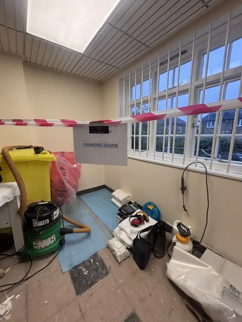 Asbestos floor tile and bitumen removal in Bayswater