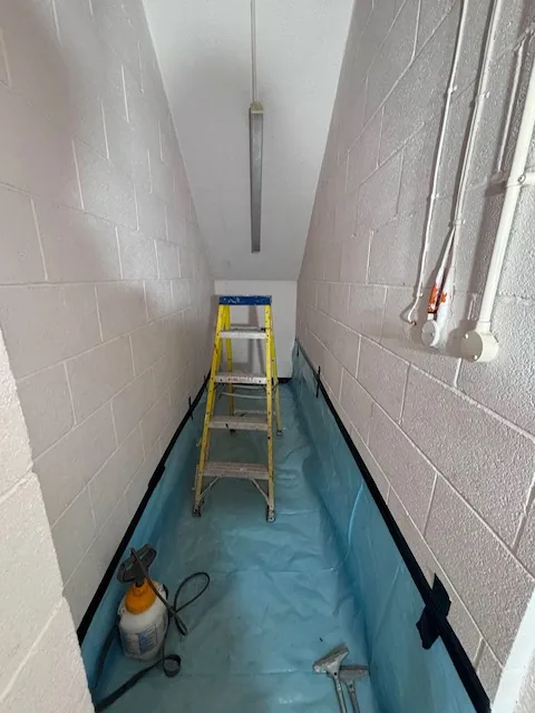 HSE-licensed asbestos gasket strip-out in W2